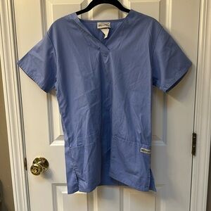 Light Blue Uniform Advantage Women's V-Neck Scrub Top Pockets Size XS